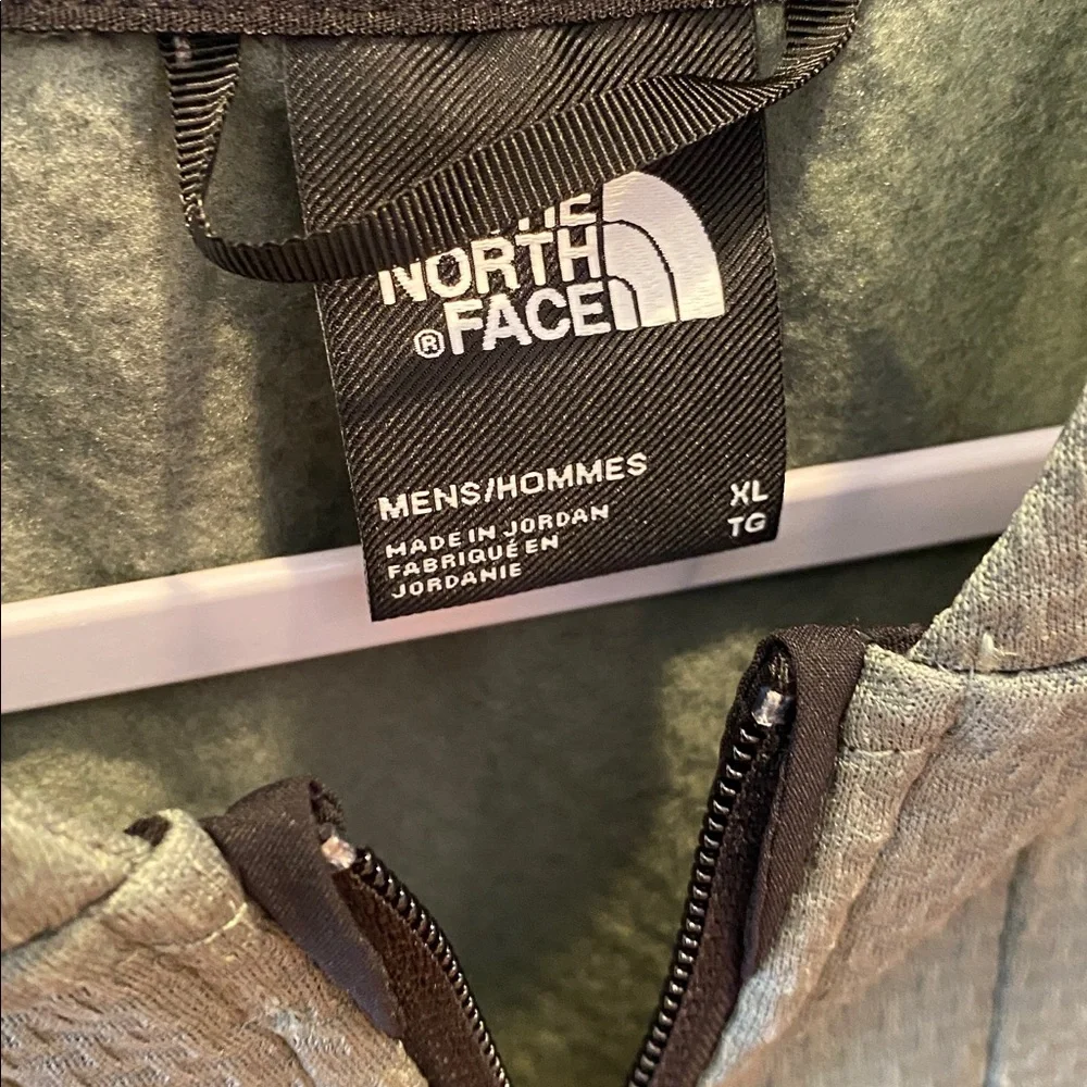 The North Face Men's Olive Zip-Up Track Jacket Sz XL. Box11